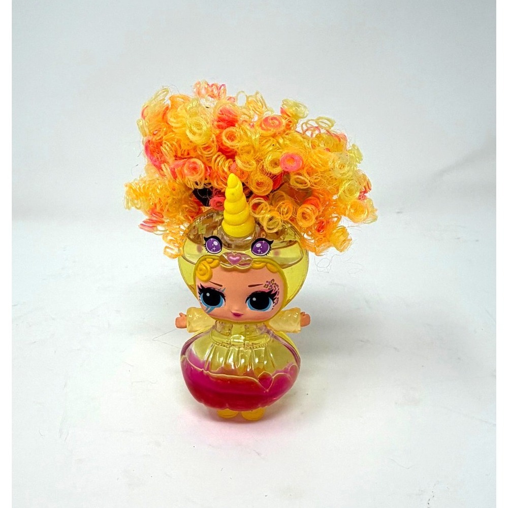 LOL Surprise Unicorn Tots M.C. Pose Doll Yellow Orange Curly Hair